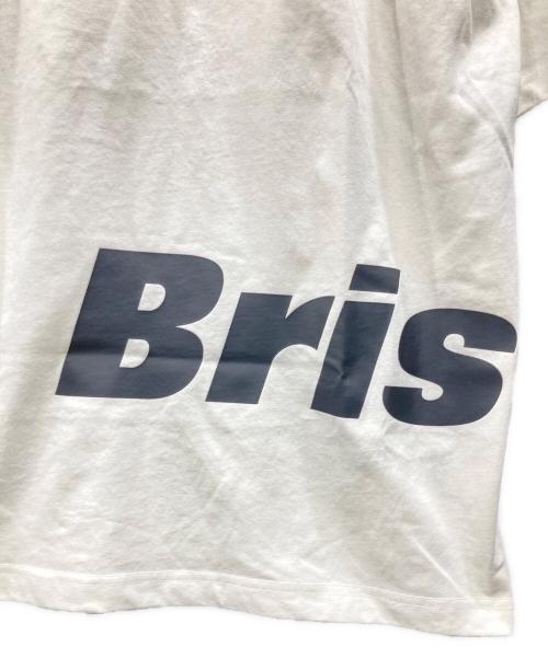 F.C.R.B.（エフシーレアルブリストル）F.C.R.B. (エフシーレアルブリストル) SIDE LOGO TEE アイボリー サイズ:Lの古着・服飾アイテム