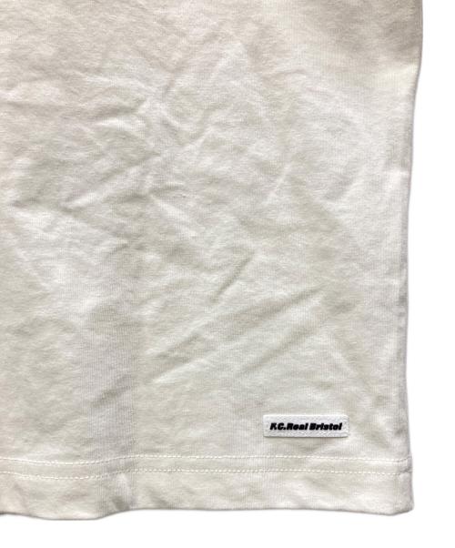 F.C.R.B.（エフシーレアルブリストル）F.C.R.B. (エフシーレアルブリストル) SIDE LOGO TEE アイボリー サイズ:Lの古着・服飾アイテム