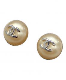 CHANEL（シャネル）の古着「ココマークパールピアス」｜ベージュ