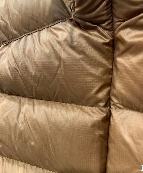 mont-bell（モンベル）mont-bell (モンベル) ライトアルパイン ダウンベスト ブラウン サイズ:Lの古着・服飾アイテム