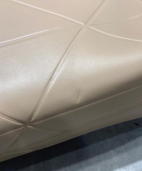 PRADA（プラダ）PRADA (プラダ) シンボルトップステッチショルダーバッグ ピンクベージュ サイズ:-の古着・服飾アイテム