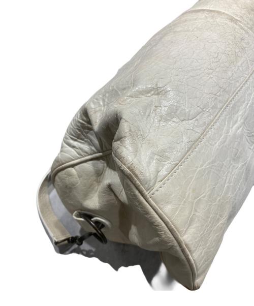 BALENCIAGA（バレンシアガ）BALENCIAGA (バレンシアガ) エディターズバッグ アイボリー サイズ:-の古着・服飾アイテム