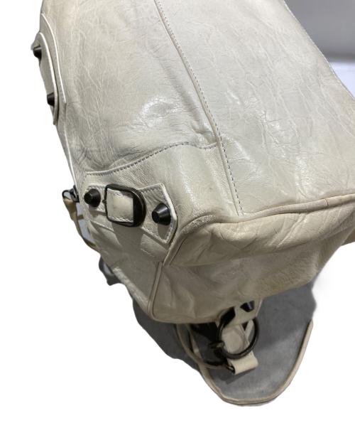 BALENCIAGA（バレンシアガ）BALENCIAGA (バレンシアガ) エディターズバッグ アイボリー サイズ:-の古着・服飾アイテム