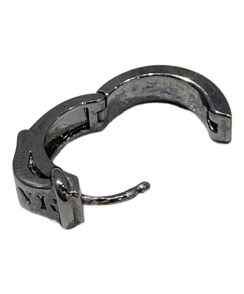 Vivienne Westwood（ヴィヴィアンウエストウッド）Vivienne Westwood (ヴィヴィアンウエストウッド) Bobby Single Hoop ピアス サイズ:-の古着・服飾アイテム