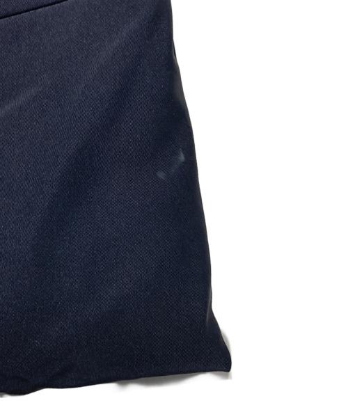 UNIQLO+J（ユニクロ プラスジェイ）UNIQLO+J (ユニクロ プラスジェイ) ハイブリッドダウンジャケット ネイビー サイズ:Ｍの古着・服飾アイテム