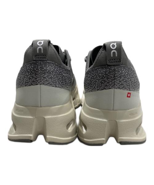 on（オン）on (オン) Cloudsurfer Max グレー サイズ:SIZE27CMの古着・服飾アイテム