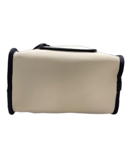 Papillonner（パピヨネ）Papillonner (パピヨネ) WETLINE ボストンバッグ アイボリーの古着・服飾アイテム