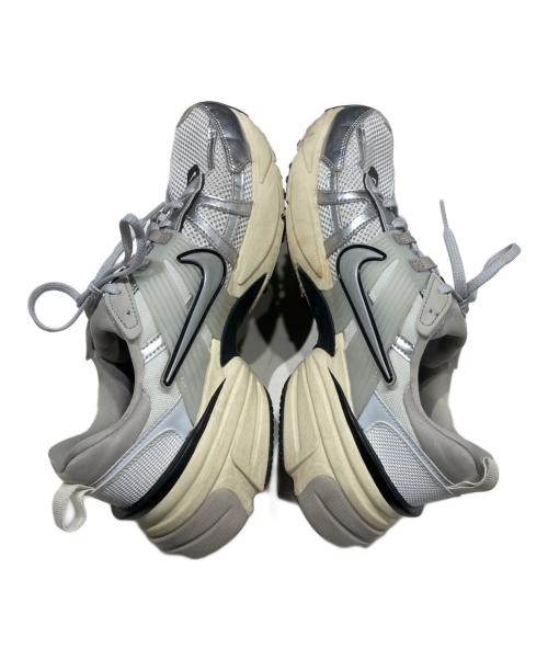 NIKE（ナイキ）NIKE (ナイキ) V2K Run グレー サイズ:28.5の古着・服飾アイテム