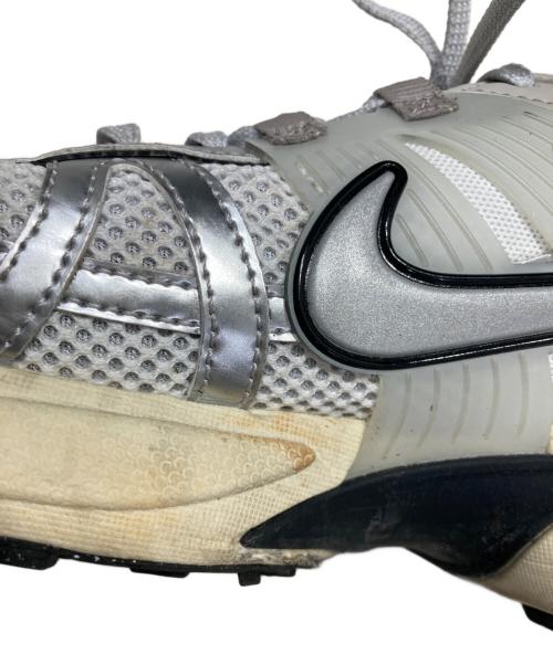 NIKE（ナイキ）NIKE (ナイキ) V2K Run グレー サイズ:28.5の古着・服飾アイテム