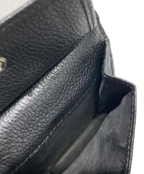PRADA（プラダ）PRADA (プラダ) 2つ折り財布 ブラックの古着・服飾アイテム