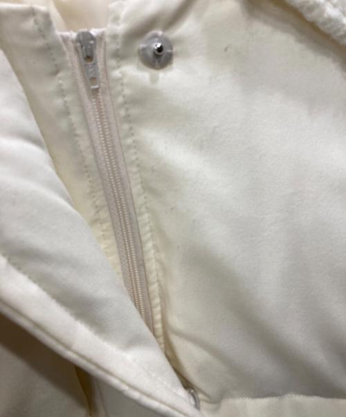 pinue（ピヌエ）pinue (ピヌエ) ボリュームスリーブダウンジャケット ホワイト サイズ:表記なしの古着・服飾アイテム