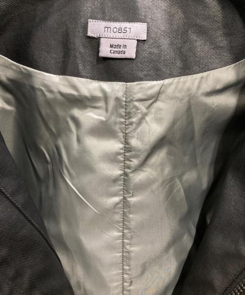 m0851（エム・ゼロ・エイト・ファイブ・ワン）m0851 (エム・ゼロ・エイト・ファイブ・ワン) コーティング加工フーデッドコート ブラック サイズ:Sの古着・服飾アイテム