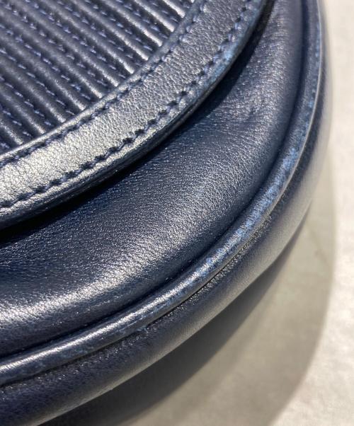 GUCCI（グッチ）GUCCI (グッチ) ショルダーバッグ ネイビーの古着・服飾アイテム