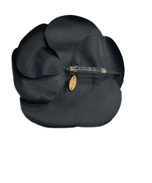 CHANEL（シャネル）CHANEL (シャネル) カメリアブローチ ブラックの古着・服飾アイテム