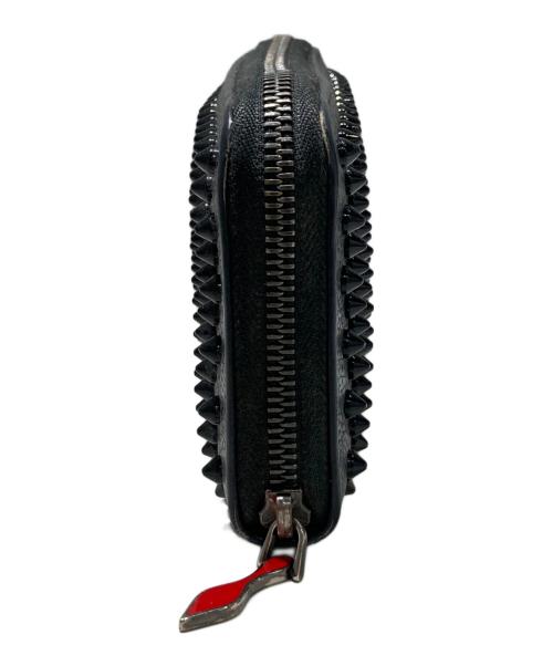 Christian Louboutin（クリスチャン・ルブタン）Christian Louboutin (クリスチャン・ルブタン) スパイクラウンドファスナー財布 ブラックの古着・服飾アイテム