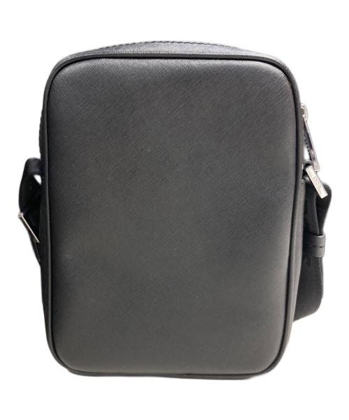 BOSS（ボス）BOSS (ボス) レポーターバッグ シグネチャーストライプ＆ロゴディテール ブラックの古着・服飾アイテム