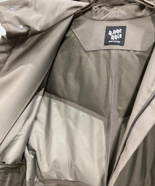 A-POC ABLE ISSEY MIYAKE（エイポック エイブル イッセイ ミヤケ）A-POC ABLE ISSEY MIYAKE (エイポック エイブル イッセイ ミヤケ) TYPE-F カーキ サイズ:1の古着・服飾アイテム