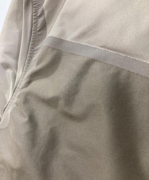 A-POC ABLE ISSEY MIYAKE（エイポック エイブル イッセイ ミヤケ）A-POC ABLE ISSEY MIYAKE (エイポック エイブル イッセイ ミヤケ) TYPE-F カーキ サイズ:1の古着・服飾アイテム