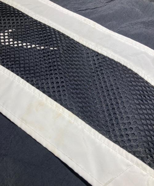 NIKE（ナイキ）NIKE (ナイキ) ナイロンジャケット ブラック サイズ:Lの古着・服飾アイテム