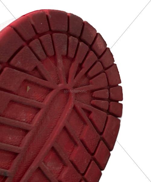 NIKE（ナイキ）NIKE (ナイキ) WMNS AIR JORDAN 1 MID レッド×ブラック サイズ:27.5㎝の古着・服飾アイテム