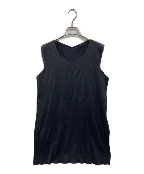 ISSEY MIYAKE（イッセイミヤケ）ISSEY MIYAKE (イッセイミヤケ) ノースリーブカットソー ブラック サイズ:Mの古着・服飾アイテム