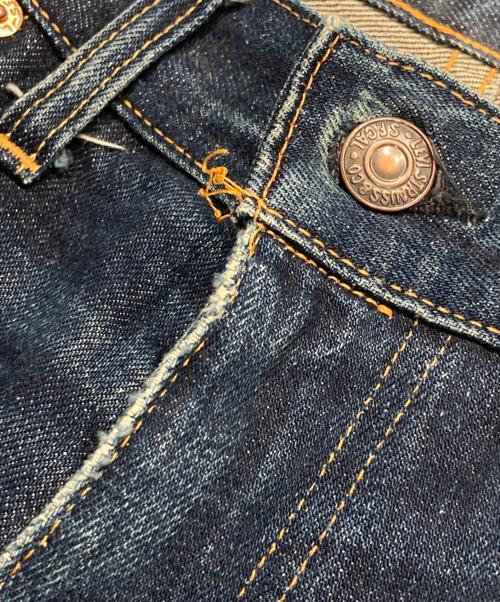 LEVI'S（リーバイス）LEVI'S (リーバイス) 551XXデニムパンツ インディゴ サイズ:W31×L36の古着・服飾アイテム