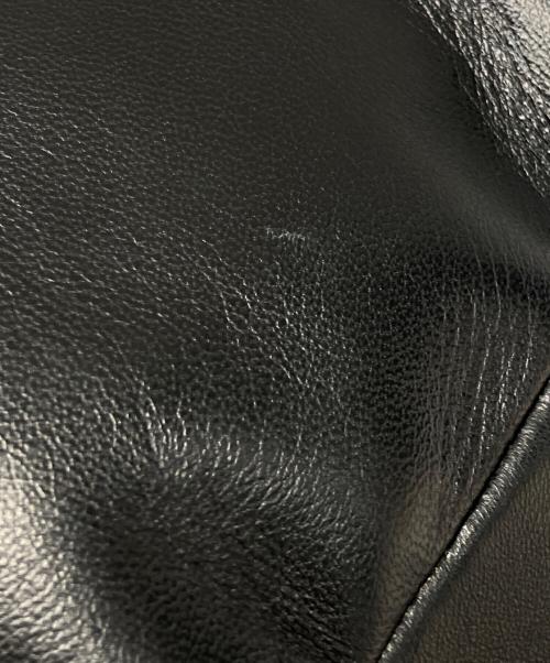 JIMMY CHOO（ジミーチュウ）JIMMY CHOO (ジミーチュウ) スタッズ付きリュック ブラック サイズ:-の古着・服飾アイテム