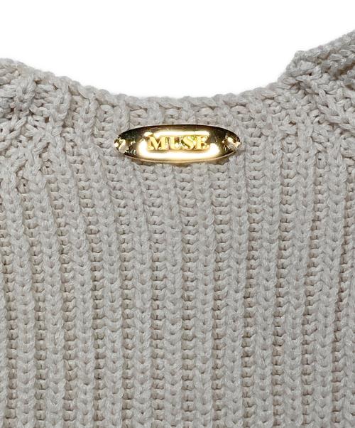 MUSE de Deuxieme Classe（ミューズ ドゥーズィエム クラス）MUSE de Deuxieme Classe (ミューズ ドゥーズィエム クラス) MALUアゼ V プルオーバー アイボリー サイズ:表記なしの古着・服飾アイテム