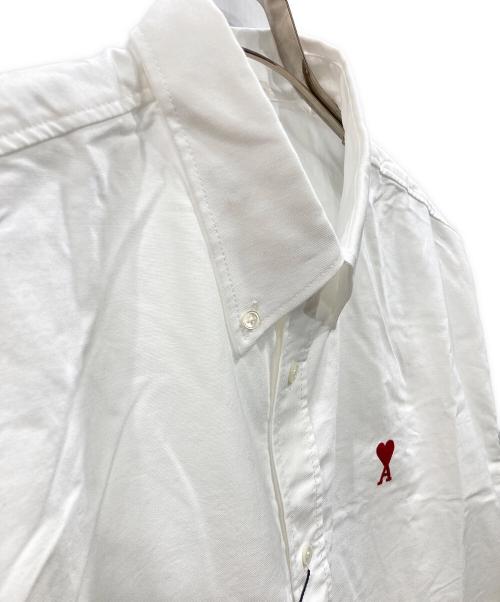 AMI Alexandre Mattiussi（アミアレクサンドルマテュッシ）AMI Alexandre Mattiussi (アミアレクサンドルマテュッシ) BOXY FIT SHIRT ホワイト サイズ:Lの古着・服飾アイテム