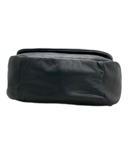 russet（ラシット）russet (ラシット) BEARDSLEY (ビアズリー) レザーショルダーバッグ ブラックの古着・服飾アイテム