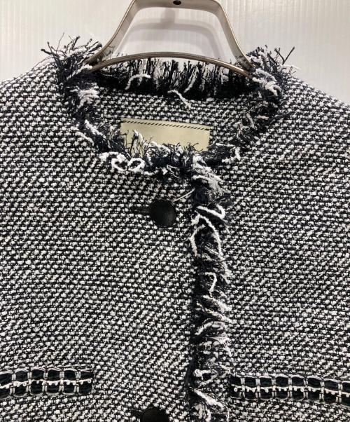 UNITED ARROWS TOKYO（ユナイテッドアローズトウキョウ）UNITED ARROWS TOKYO (ユナイテッドアローズトウキョウ) 2トーン ツイードライク ノーカラー ジャケット ホワイト×ブラック サイズ:Mの古着・服飾アイテム
