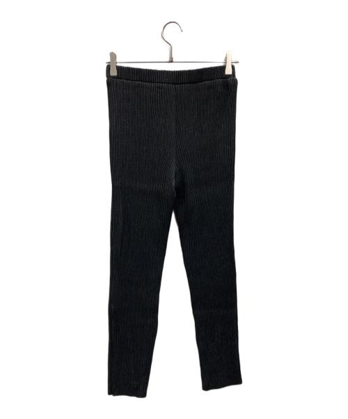 SPECCHIO（スペッチオ）SPECCHIO (スペッチオ) シャトルプリーツ スリムパンツ ブラック サイズ:40 未使用品の古着・服飾アイテム