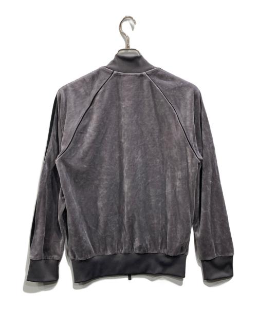 adidas Originals（アディダスオリジナル）adidas originals (アディダスオリジナル) ベロア トラックトップ グレー サイズ:Mの古着・服飾アイテム
