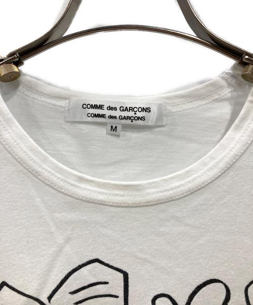 COMME des GARCONS COMME des GARCONS（コムデギャルソン コムデギャルソン）COMME des GARCONS COMME des GARCONS (コムデギャルソン コムデギャルソン) フラワープリントＴシャツ ホワイト サイズ:Mの古着・服飾アイテム