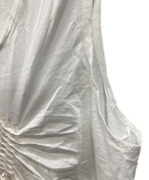 ISSEY MIYAKE FETE（イッセイミヤケフェット）ISSEY MIYAKE FETE (イッセイミヤケフェット) ノースリーブカットソー ホワイト サイズ:Mの古着・服飾アイテム