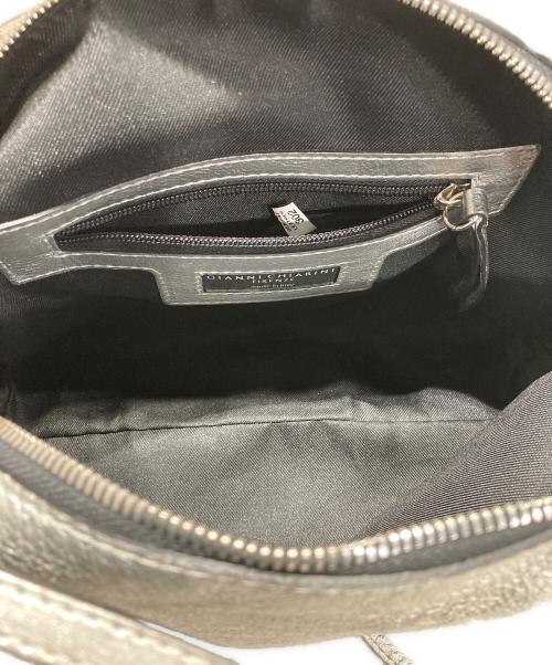 GIANNI CHIARINI（ジャンニ キアリーニ）GIANNI CHIARINI (ジャンニ キアリーニ) ハンドバッグ シルバーの古着・服飾アイテム