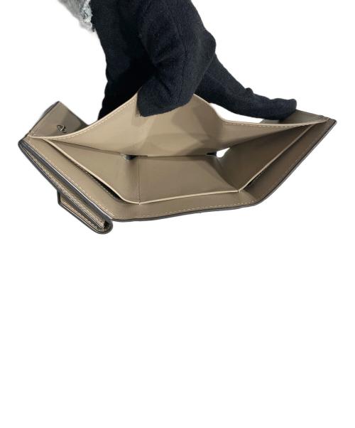 bonaventura（ボナベンチュラ）BONAVENTURA (ボナベンチュラ) 3つ折り財布 ベージュの古着・服飾アイテム