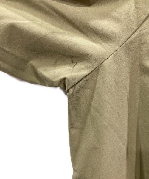 UNFILO（アンフィーロ）UNFILO (アンフィーロ) FINE MOVE 2WAYワンピース カーキ サイズ:XLの古着・服飾アイテム