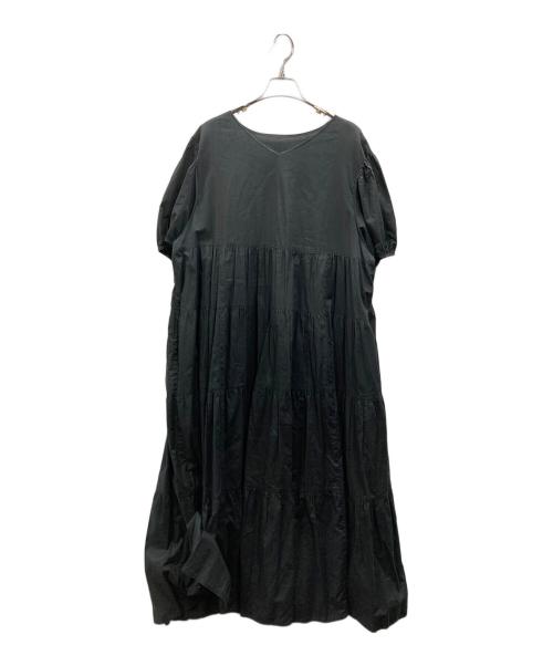23区（ニジュウサンク）23区 (ニジュウサンク) ソフトコットンローン ティアード ワンピース ブラック サイズ:46の古着・服飾アイテム