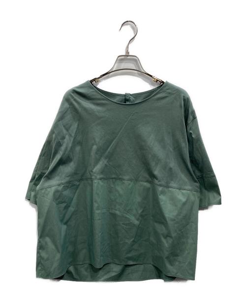 23区（ニジュウサンク）23区 (ニジュウサンク) シルエットスムースコンビ バックフレア カットソー グリーン サイズ:46の古着・服飾アイテム