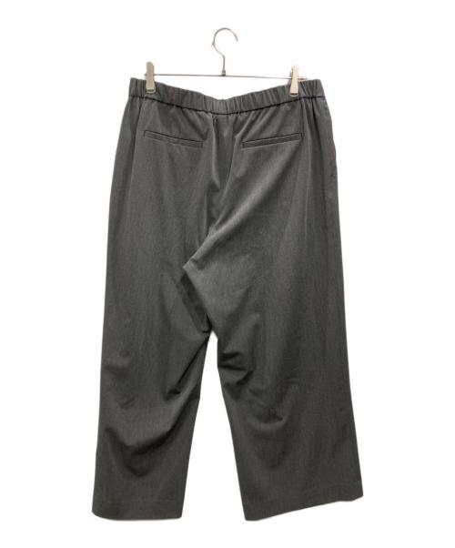 23区（ニジュウサンク）23区 (ニジュウサンク) ドライ2WAYストレッチ ドロスト ワイド パンツ グレー サイズ:50の古着・服飾アイテム