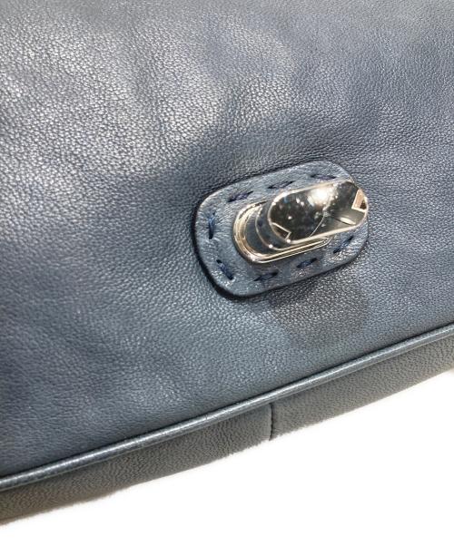 FALORNI（ファロルニ）FALORNI (ファロルニ) 編み込みレザーショルダーバッグ ブルーの古着・服飾アイテム