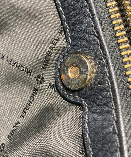 MICHAEL KORS（マイケルコース）MICHAEL KORS (マイケル・コース) ショルダーバッグ ブラックの古着・服飾アイテム