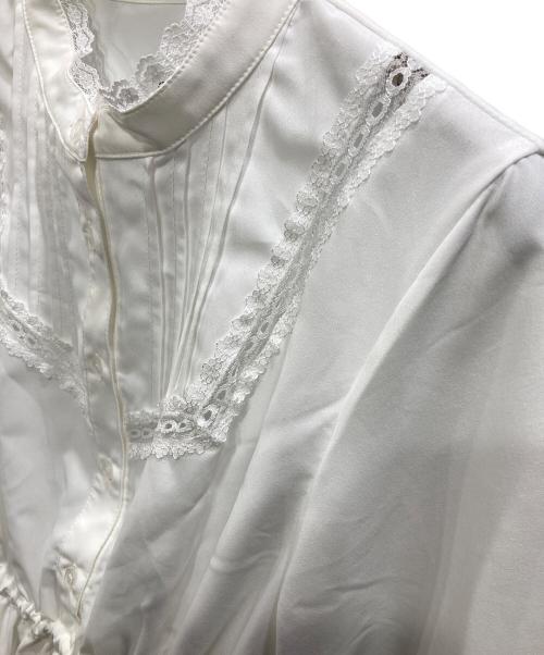 Treat Urself（トリートユアセルフ）Treat Urself (トリートユアセルフ) レースデザインワンピース ホワイト サイズ:Freeの古着・服飾アイテム