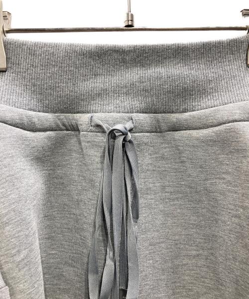 Snidel（スナイデル）Snidel (スナイデル) スウェットミニセット グレー サイズ:Free 未使用品の古着・服飾アイテム