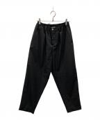 MARNIマルニ）の古着「ウールトロピカルシャーリング1Pテーパードパンツ」｜ブラック