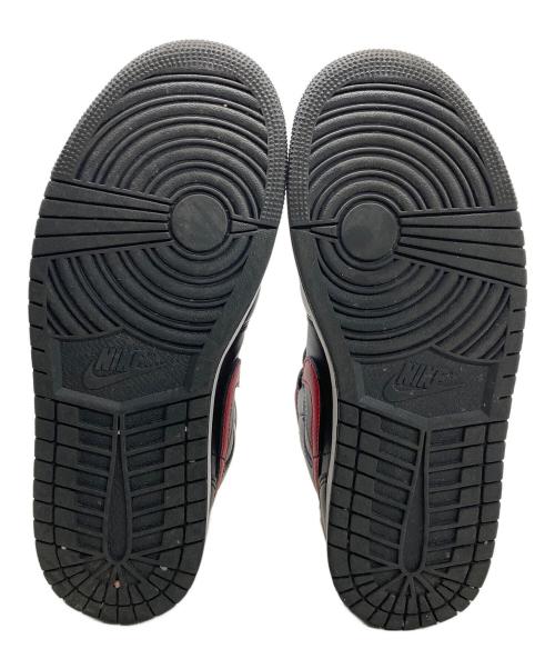 NIKE（ナイキ）NIKE (ナイキ) AIR JORDAN 1 MID レッド×ブラック サイズ:8の古着・服飾アイテム