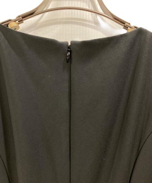 HER LIP TO（ハーリップトゥ）Her lip to (ハーリップトゥ) Adelaide Slit Sleeve Belted Dress ブラック サイズ:Sの古着・服飾アイテム