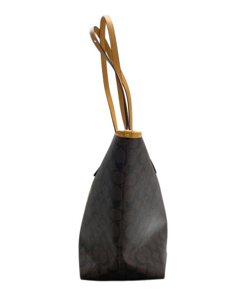 COACH（コーチ）COACH (コーチ) シティ トート シグネチャー キャンバス ウィズ ヴァーシティ モチーフ ブラウンの古着・服飾アイテム