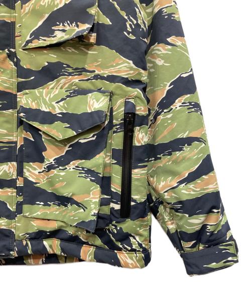 THE CRIMIE（ザ クライミー）THE CRIMIE (ザ クライミー) カモ柄ジャケット グリーン サイズ:Mの古着・服飾アイテム